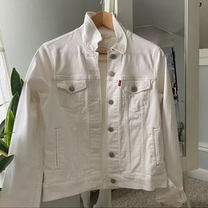 Levi’s white denim jacket